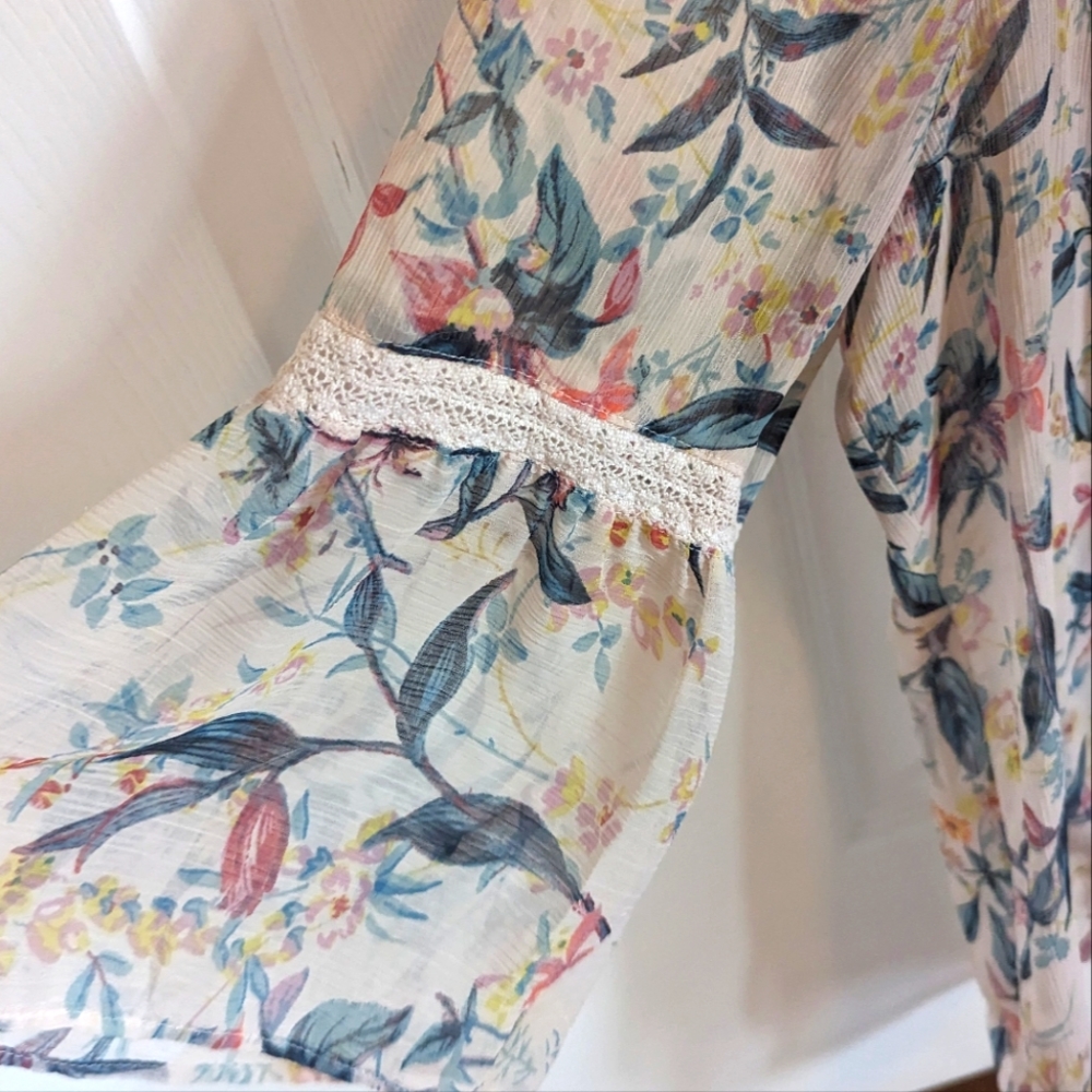 Lauren Conrad Blouse size XL